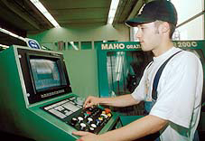 Maschinenmechaniker/in