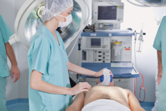 Anästhesietechnische/r (Operationstechnische/r) Assistent/in
