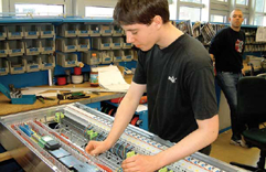 Fertigungsmechaniker/in